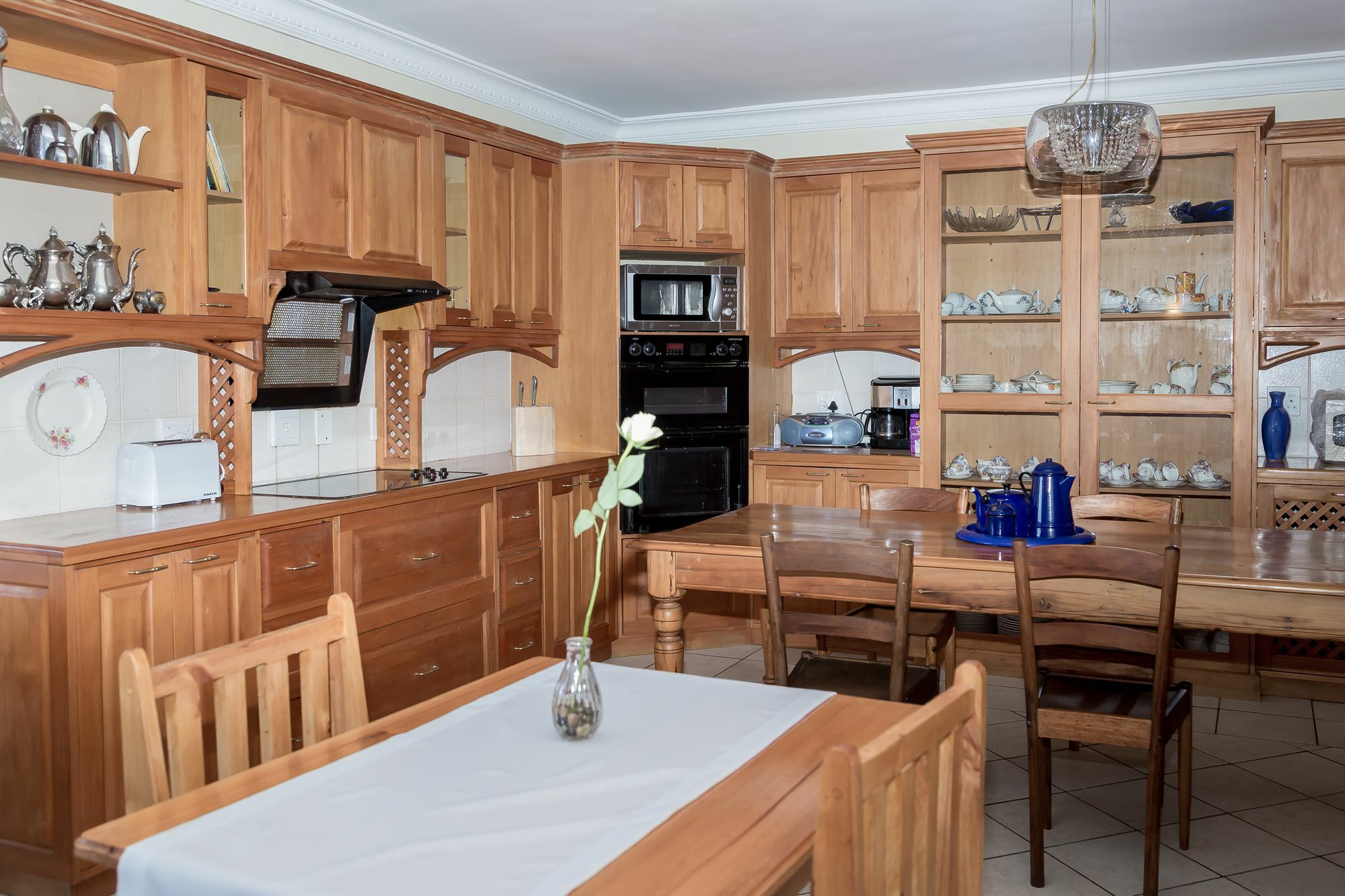 Moncrieff Manor Hotel Книсна Екстериор снимка