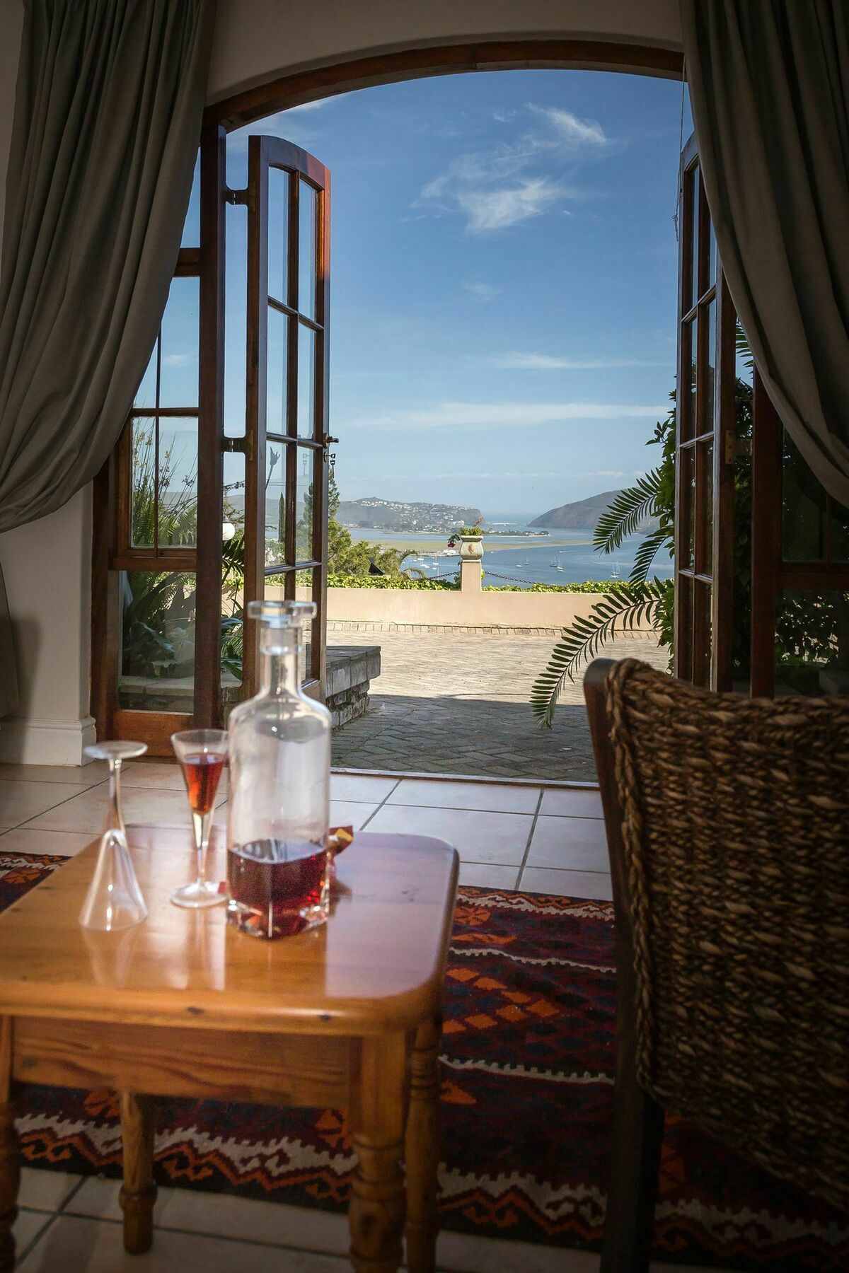 Moncrieff Manor Hotel Книсна Екстериор снимка